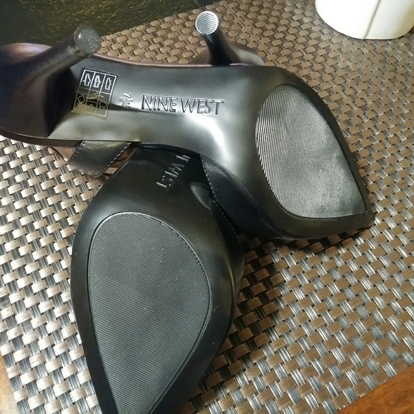 Nine West size 7.5 M.genuine leather.New in box. - Picture 5 of 13